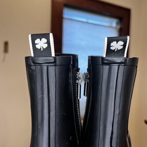 Lucky Brand Boots Shoes Womens Size 10 Black Rubber Waterproof Chelsea Ankle Zip - Picture 7 of 10